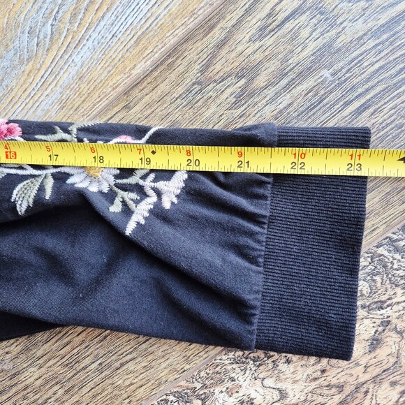 Johnny Was Embroidered Acacia Seamed Relaxed Long Sleeve Tee Black Knit - Picture 9 of 11